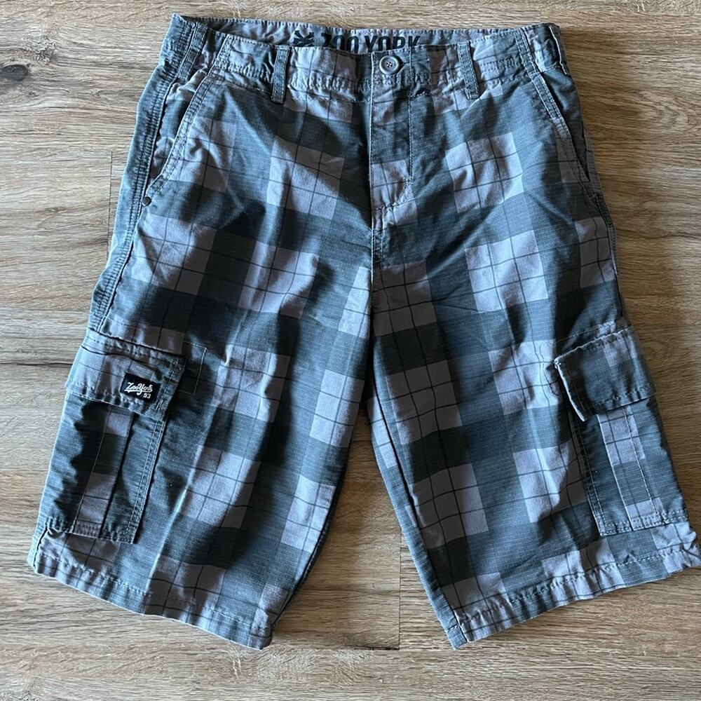 Zoo York Gray Boys Shorts Size 18